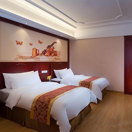 Vienna Hotel Shenzhen Exhibitian Center 2Nd Экстерьер фото