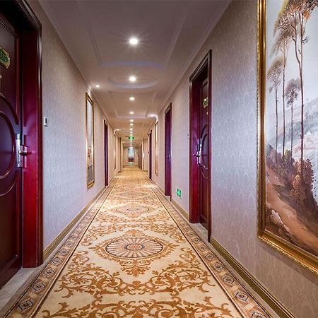 Vienna Hotel Shenzhen Exhibitian Center 2Nd Экстерьер фото