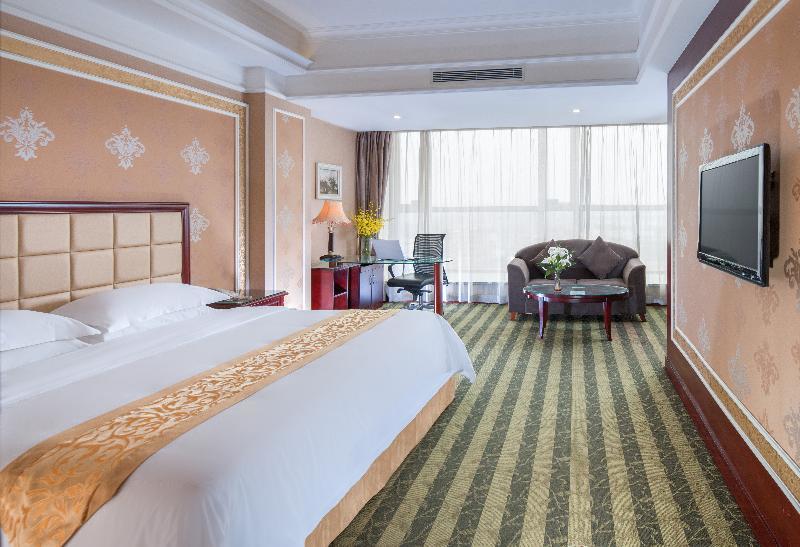 Vienna Hotel Shenzhen Exhibitian Center 2Nd Экстерьер фото